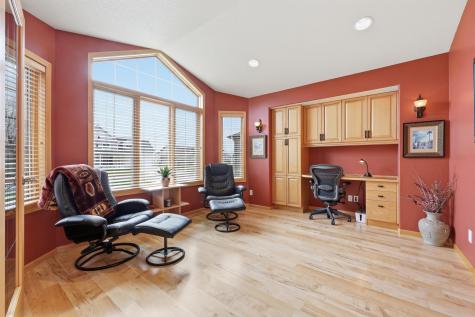 4875 43rd Street S Fargo ND 58104