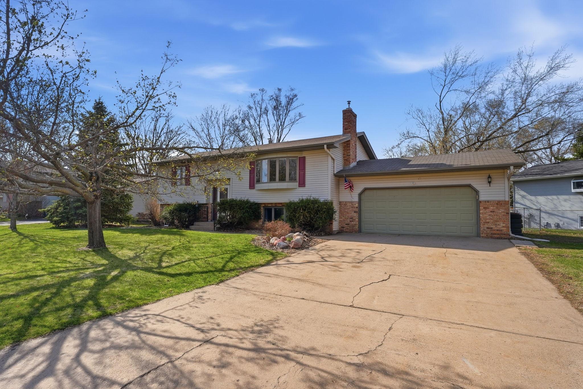 819 Johnson Street Anoka MN 55303