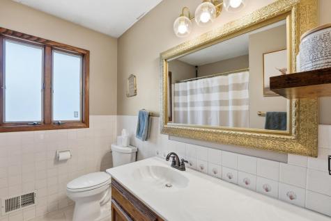819 Johnson Street Anoka MN 55303