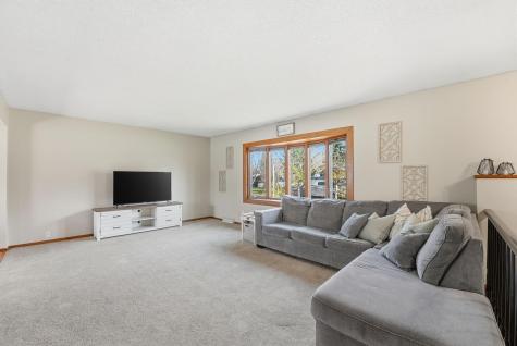 819 Johnson Street Anoka MN 55303