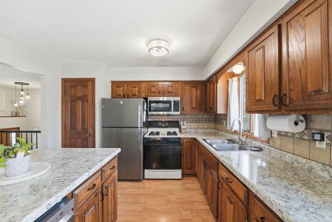 819 Johnson Street Anoka MN 55303