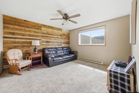 2218 59th Avenue S Fargo ND 58104