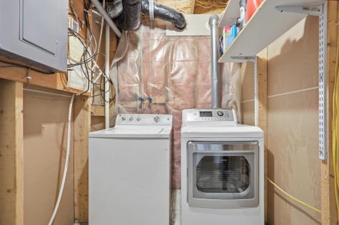 2218 59th Avenue S Fargo ND 58104