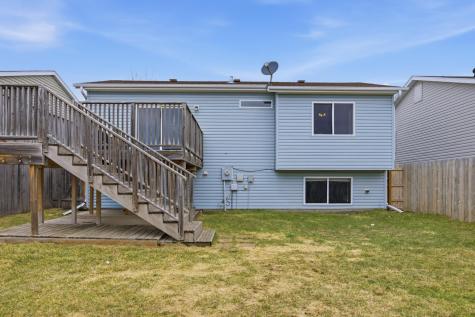 2218 59th Avenue S Fargo ND 58104