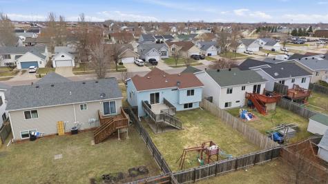 2218 59th Avenue S Fargo ND 58104