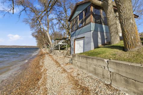 14160 Indian Beach Road Spicer MN 56288