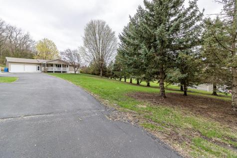 35425 Shakpays Cove Road Kasota MN 56050