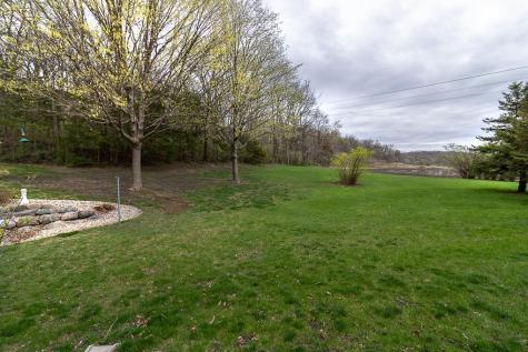 35425 Shakpays Cove Road Kasota MN 56050