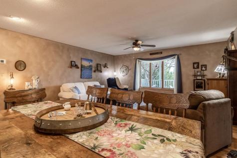 35425 Shakpays Cove Road Kasota MN 56050