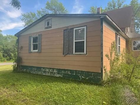 523 Center Street Clinton MN 56225