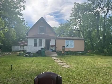 523 Center Street Clinton MN 56225