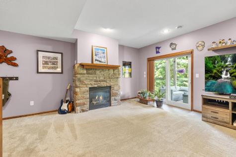 15221 Stonewood Terrace Burnsville MN 55306
