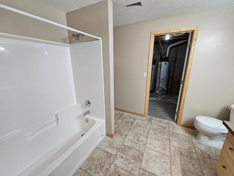 1842 52nd Street S Fargo ND 58103