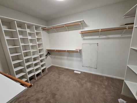 1842 52nd Street S Fargo ND 58103