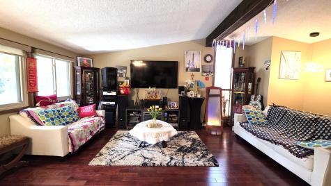8009 Edgewood Avenue N Brooklyn Park MN 55445