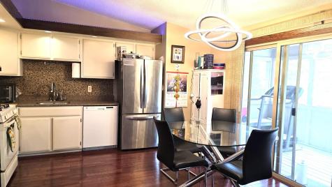 8009 Edgewood Avenue N Brooklyn Park MN 55445