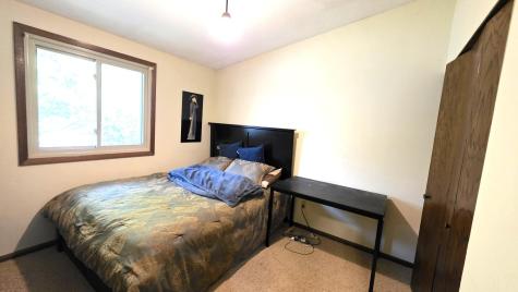 8009 Edgewood Avenue N Brooklyn Park MN 55445