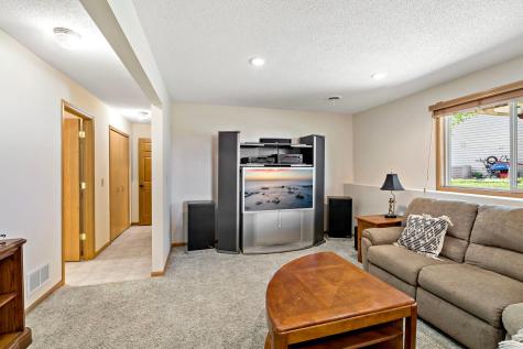 9031 Magnolia Lane N Maple Grove MN 55369