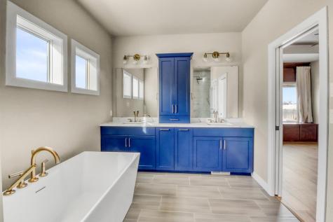 6969 Golden Valley Parkway S Fargo ND 58104