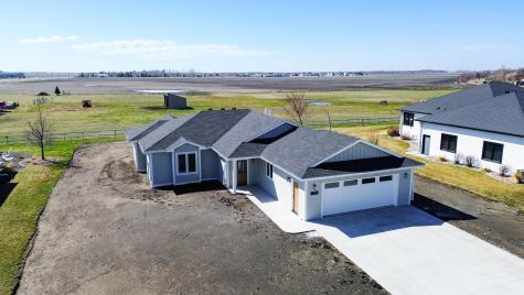 291 Liberty Lane Horace ND 58047
