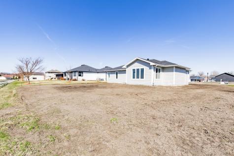 291 Liberty Lane Horace ND 58047