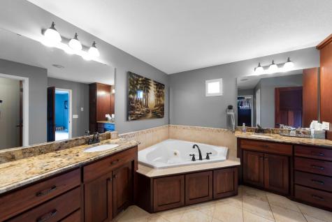 16179 Crane Street NW Andover MN 55304