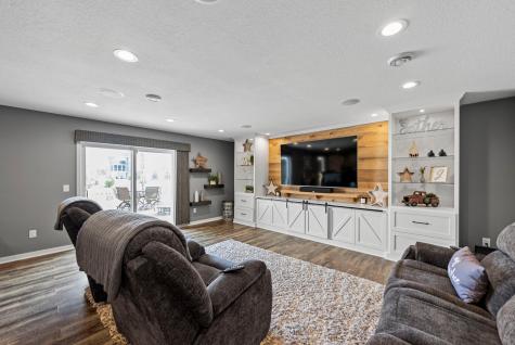 16179 Crane Street NW Andover MN 55304