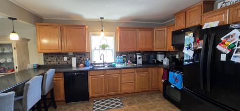 485 7th Avenue NW Valley City ND 58072