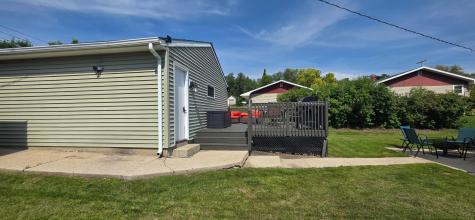 485 7th Avenue NW Valley City ND 58072