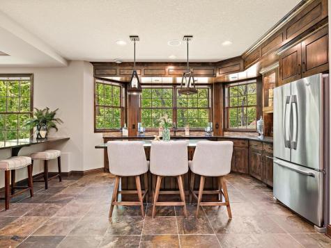 1516 Brightwood Drive Minnetonka MN 55391