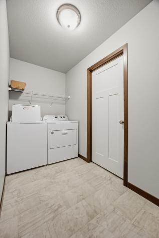 726 Prairie Avenue Horace ND 58047
