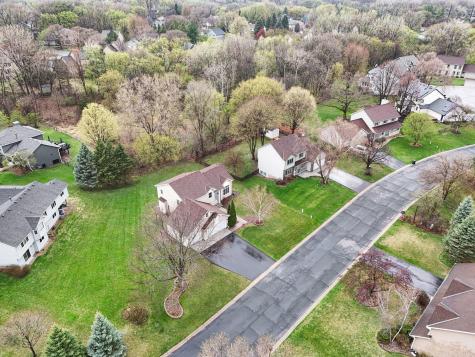 3961 Stonebridge Drive N Eagan MN 55123