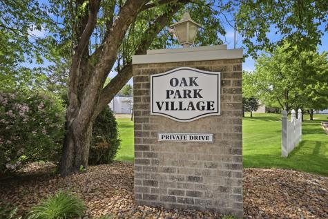 1906 Oak Tree Lane Austin MN 55912
