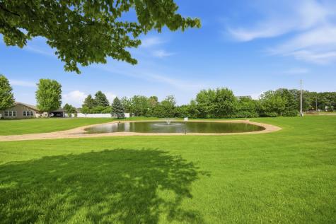 1906 Oak Tree Lane Austin MN 55912