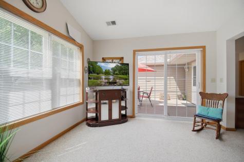 1906 Oak Tree Lane Austin MN 55912