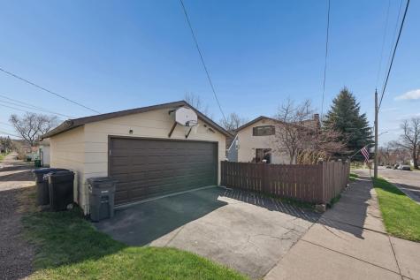 4219 W 8th Street Duluth MN 55807