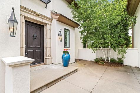 1660 Carriage Path Golden Valley MN 55422