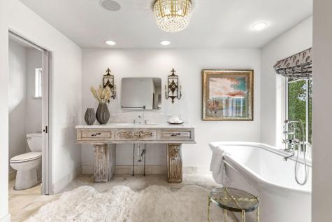 1660 Carriage Path Golden Valley MN 55422