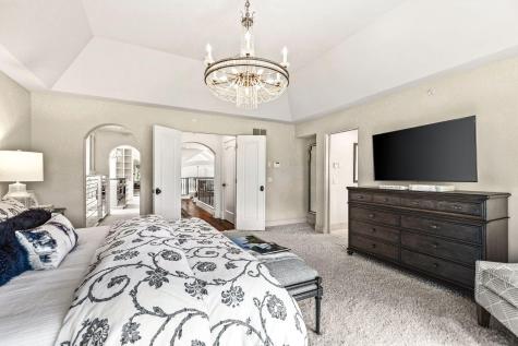 1660 Carriage Path Golden Valley MN 55422