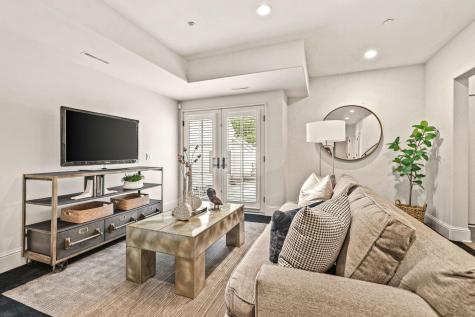 1660 Carriage Path Golden Valley MN 55422