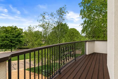 1660 Carriage Path Golden Valley MN 55422