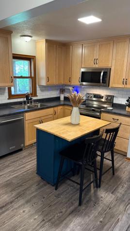 2851 Dellwood Street Roseville MN 55113