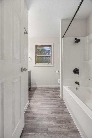 2209 6th Avenue S Fargo ND 58103