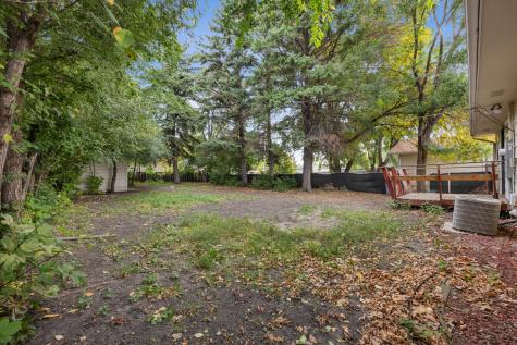 2209 6th Avenue S Fargo ND 58103