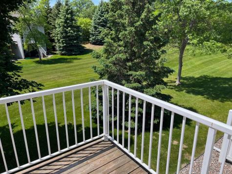 343 Wagon Wheel Lane Chaska MN 55318