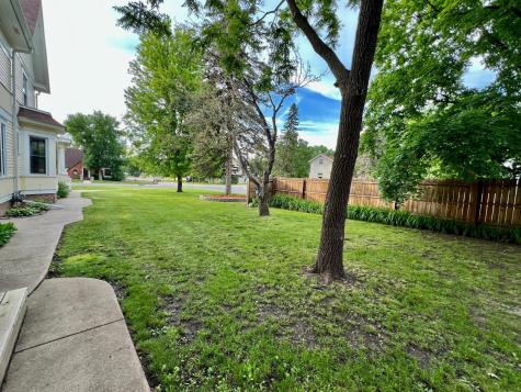 324 Monroe Avenue Ortonville MN 56278