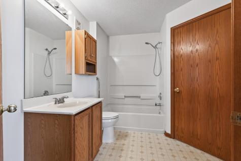 2162 Water Lilly Lane Eagan MN 55122