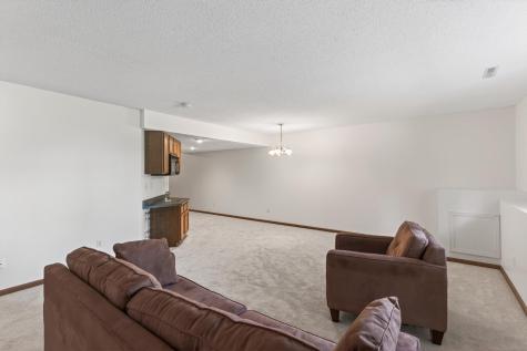 2162 Water Lilly Lane Eagan MN 55122