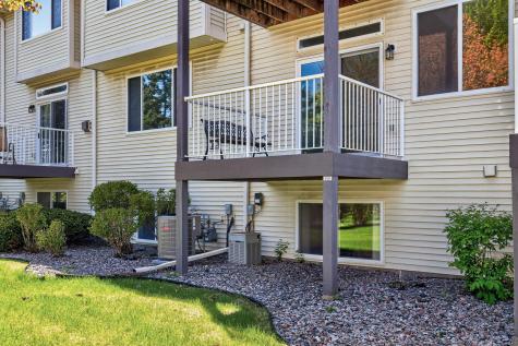 2162 Water Lilly Lane Eagan MN 55122