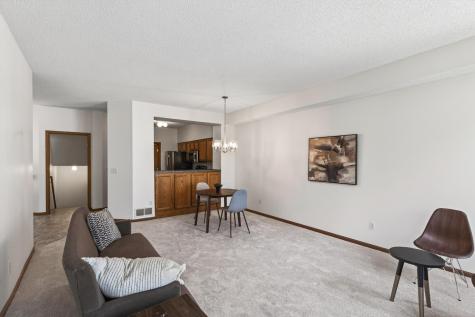 2162 Water Lilly Lane Eagan MN 55122